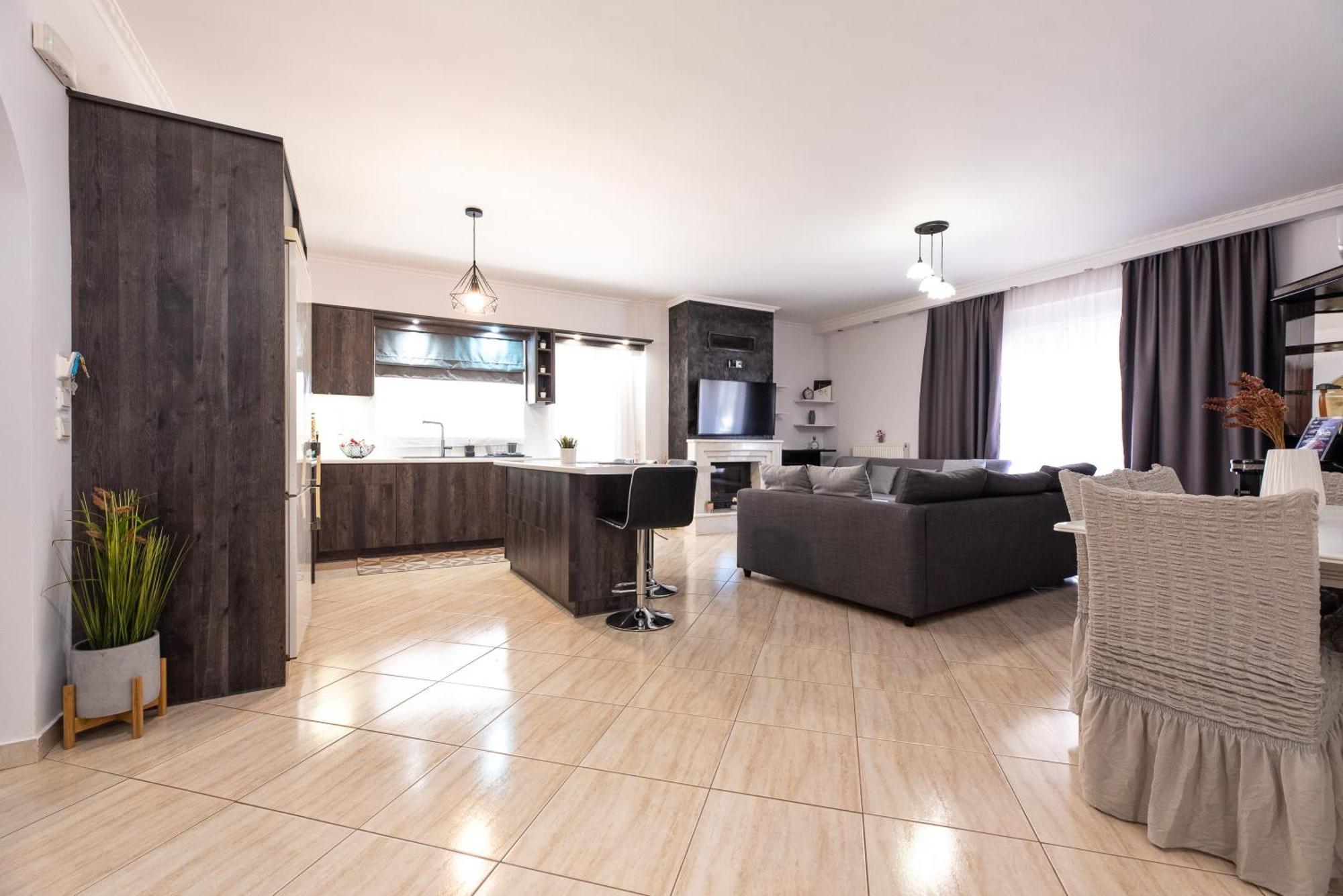 Sea And Airport Apartment Artemida  Ngoại thất bức ảnh
